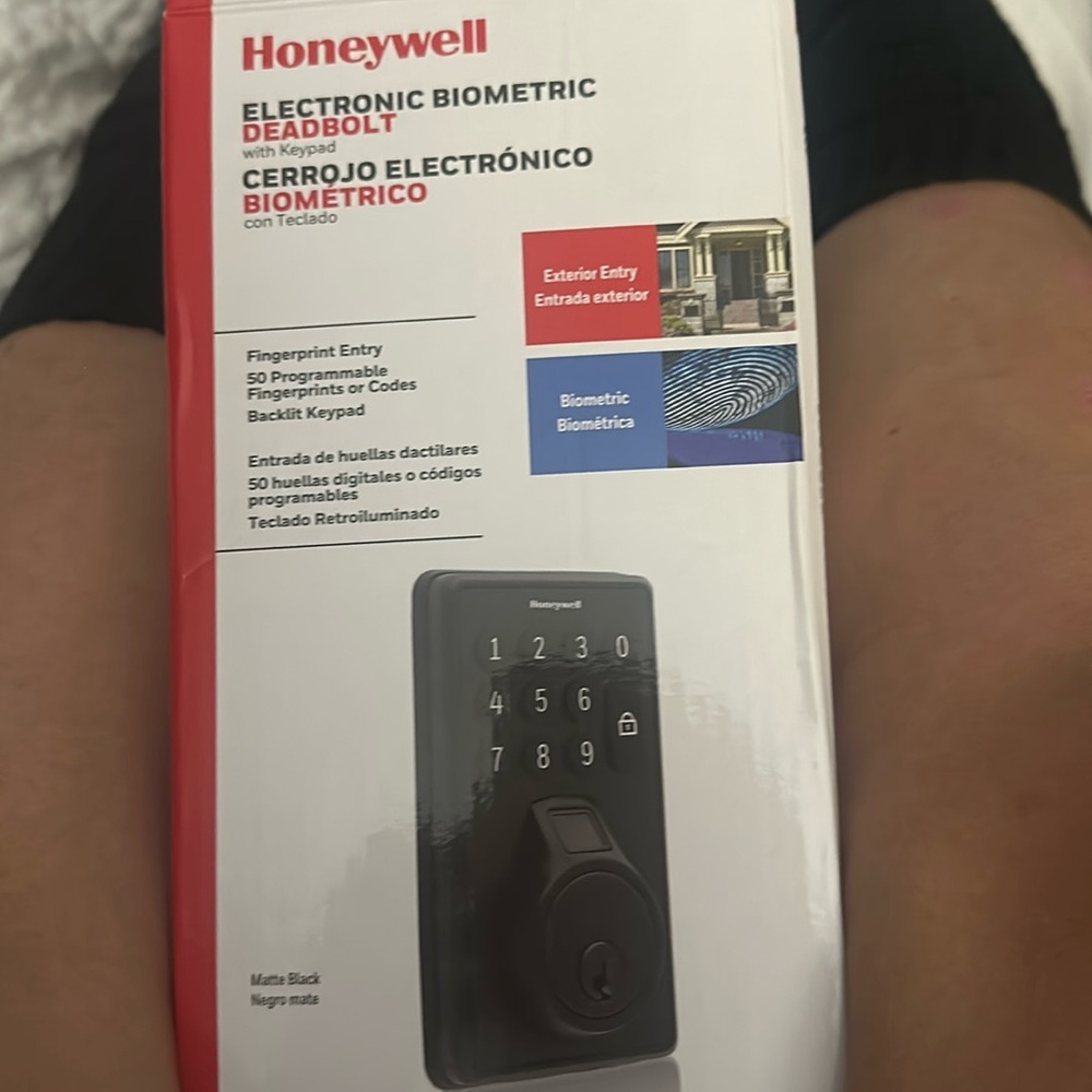 Electronic deadbolt great features as person pins and finger prints